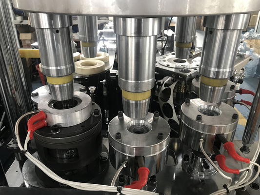 가스 소스 0.5-0.8MPa 일회용 커피 컵을 위한 완전 자동 4kw 종이 컵 제조 기계 65-85 PCS/Min