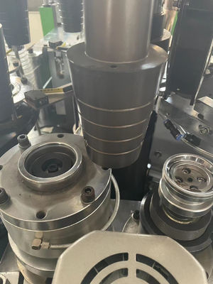 외부 크기 2340mm*1435mm*1800mm 파키스탄의 종이 커피 컵 형성용 고속 완전 자동 종이 컵 제조 기계